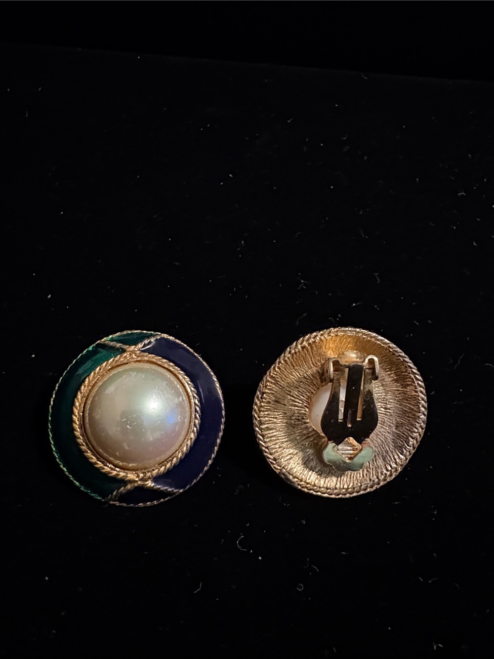 Source Unknown Gold-Tone Faux Pearl Clip-On Earrings with Green and Navy Enamel